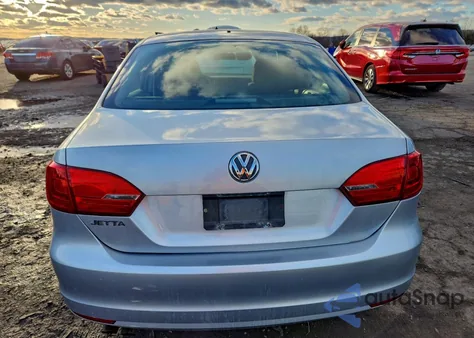 2013 Volkswagen Jetta Base из США, поврежденный, VIN 3VW2K7AJ2DM318740